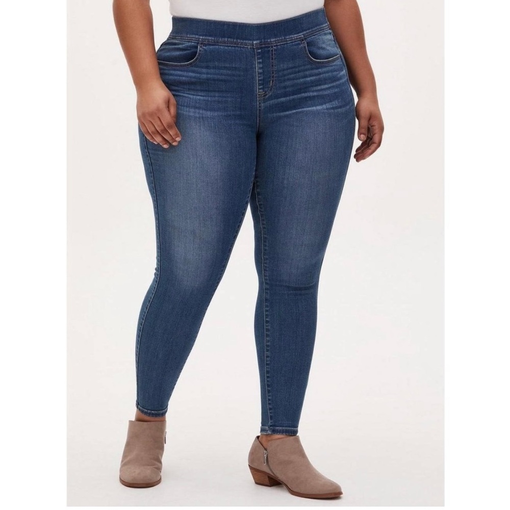 Torrid Lean Jean 3X (22/24) Skinny Soft Pull On Denim Plus Size NWT